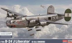 Academy 1/144 US Air Force B-24J Liberator Heavy Bomber