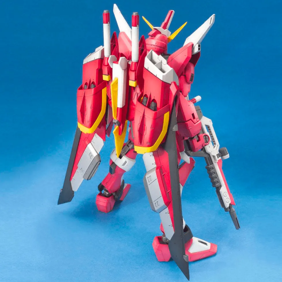 Bandai Gundam Master Grade (MG) 1/100 ZGMF-X19A Infinite Justice Gundam