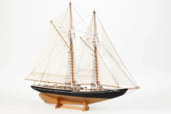 Billings Models 1/100 Bluenose II Wooden Ship Kit