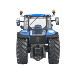 Britains 1/32 New Holland T5.120 Tractor Diecast Model