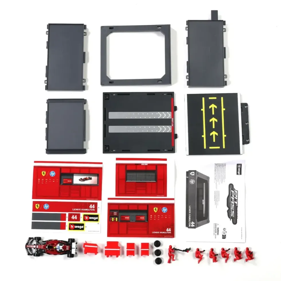 Burago 1/43 F1 Ferrari SF-25 2025 Pit Pass Diorama - Lewis Hamilton