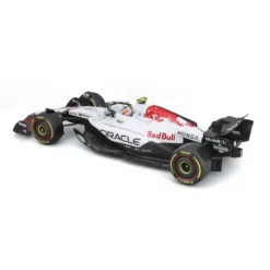 Burago 1/18 F1 Red Bull Racing RB21 Japan GP 2025 with Driver Helmet - Yuki Tsunoda