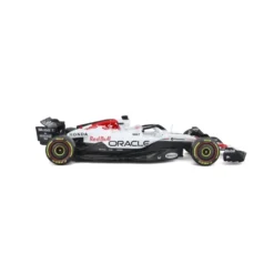 Burago 1/18 F1 Red Bull Racing RB21 Japan GP 2025 with Driver Helmet - Max Verstappen