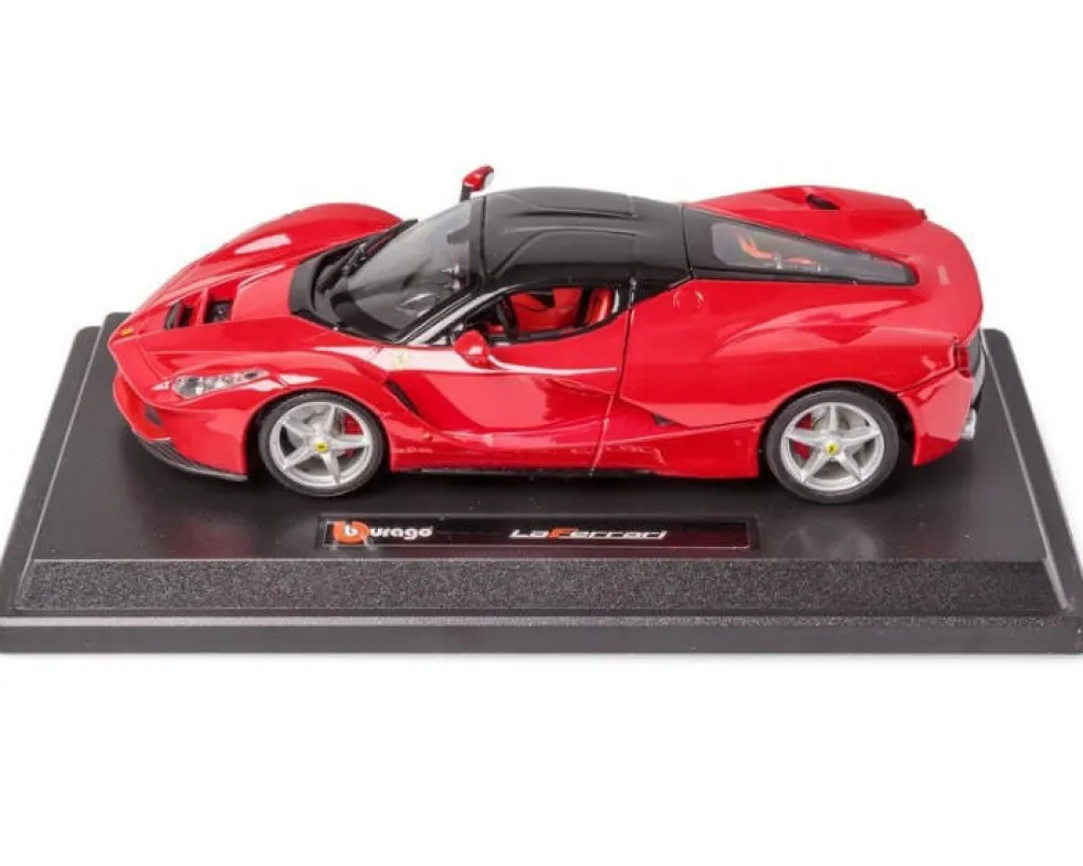 Burago 1/24 La Ferrari Diecast Model