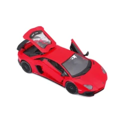 Burago 1/24 Lamborghini Aventador Diecast Model