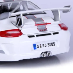 Burago 1/18 Porsche GT3 RS 4.0 White Diecast Model