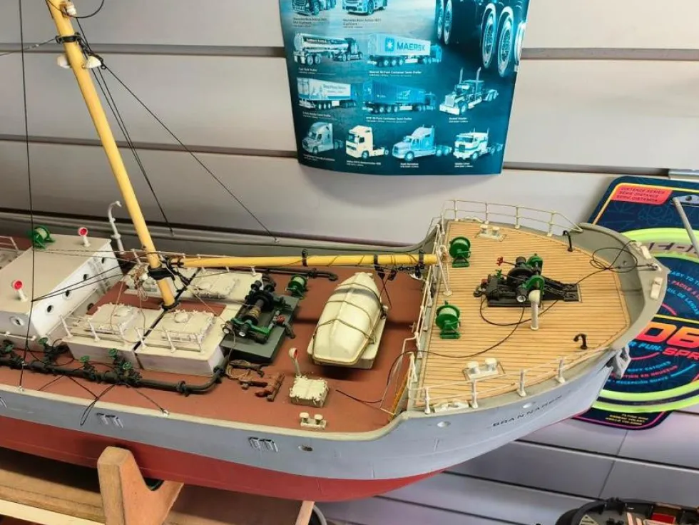 Caldercraft Brannaren Ready Built Model Boat