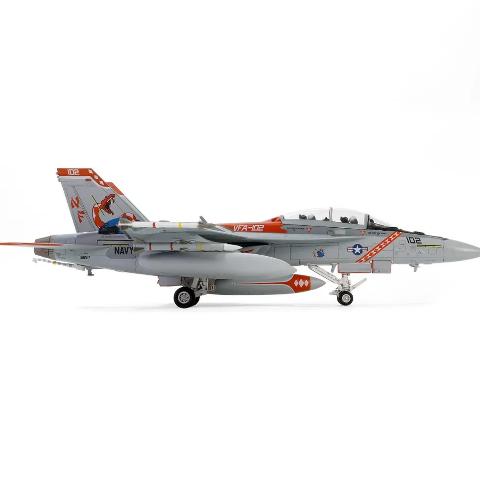 Forces Of Valor 1/72 F/A-18F Super Hornet VFA-102 Diamondbacks U.S. Navy Diecast Model