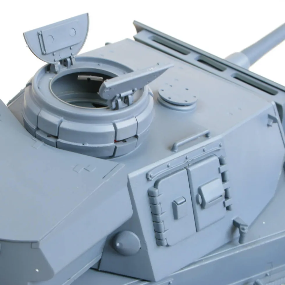 Heng Long RC 1/16 German Panzer III (2.4GHz + Smoke + Sound)