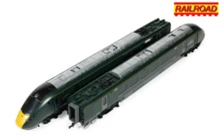 Hornby RailRoad OO Gauge GWR Class 800 800001 Train Pack