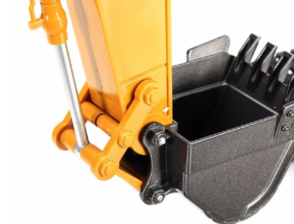 HuiNa RC 1/14 2.4G 15Ch Tracked Excavator Die Cast Bucket RTR