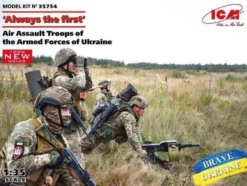 ICM 1/35 "Always the First." Air assault troops of the Armed Forces of Ukraine Model Figures