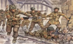 Italeri 1/72 WWII British Red Devil Paratroopers