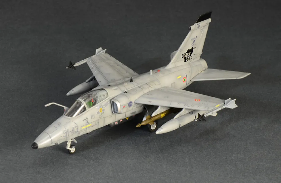 Italeri 1/72 AMX International A-11 Ghibli Model Kit