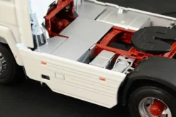 Italeri 1/24 Iveco Turbostar 190.48 Special