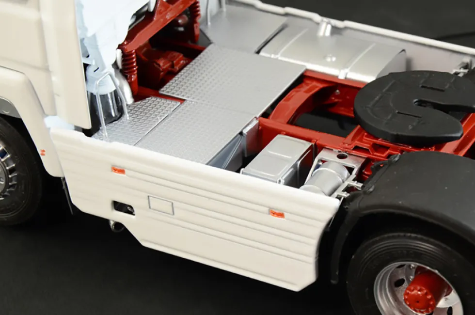 Italeri 1/24 Iveco Turbostar 190.48 Special