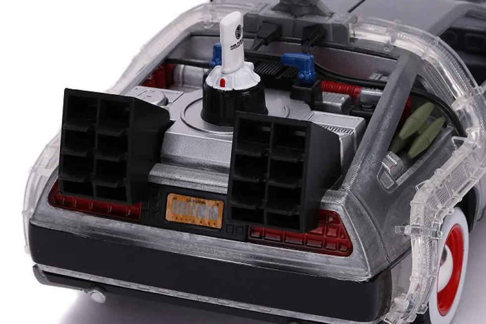 Jada 1/24 Back To The Future 3 DeLorean Diecast Model