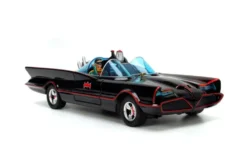 Jada 1/24 1966 Batmobile with Figures Diecast Model