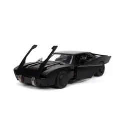Jada 1/24 The Batman Batmobile with Diecast Figure