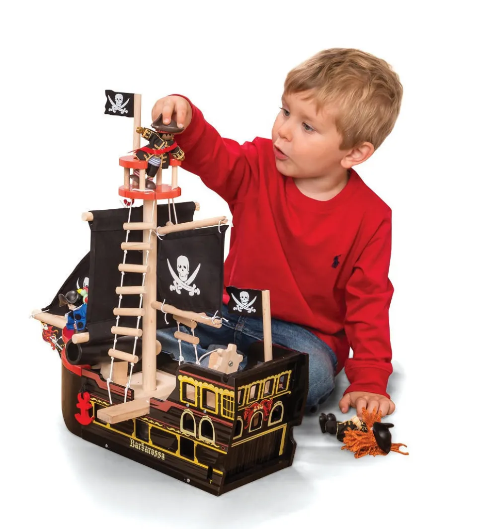 Le Toy Van Barbarossa Pirate Ship