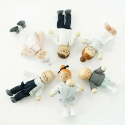 Le Toy Van My Family of 7