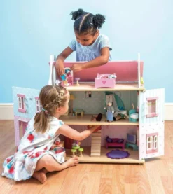 Le Toy Van Sophies Wooden Dolls House