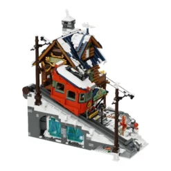 Pantasy Buildings: Mountain Summit Ski Cabin