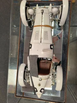 Pocher 1/8 Alfa Romeo 8C 2300 Monza Muletto Ready Assembled