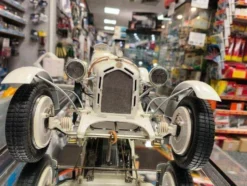 Pocher 1/8 Alfa Romeo 8C 2300 Monza Muletto Ready Assembled
