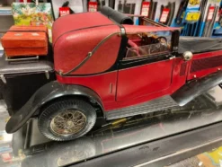 Pocher 1/8 1932 Rolls Royce Phantom II Sedanca Coupe Maroon And Black Ready Assembled