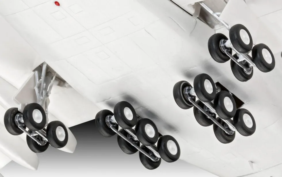 Revell 1/144 Airbus A380 Lufthansa (New Livery)