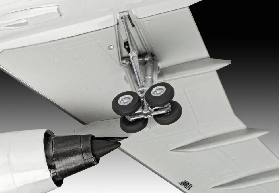 Revell 1/144 Airbus A300-600ST Beluga Model Kit