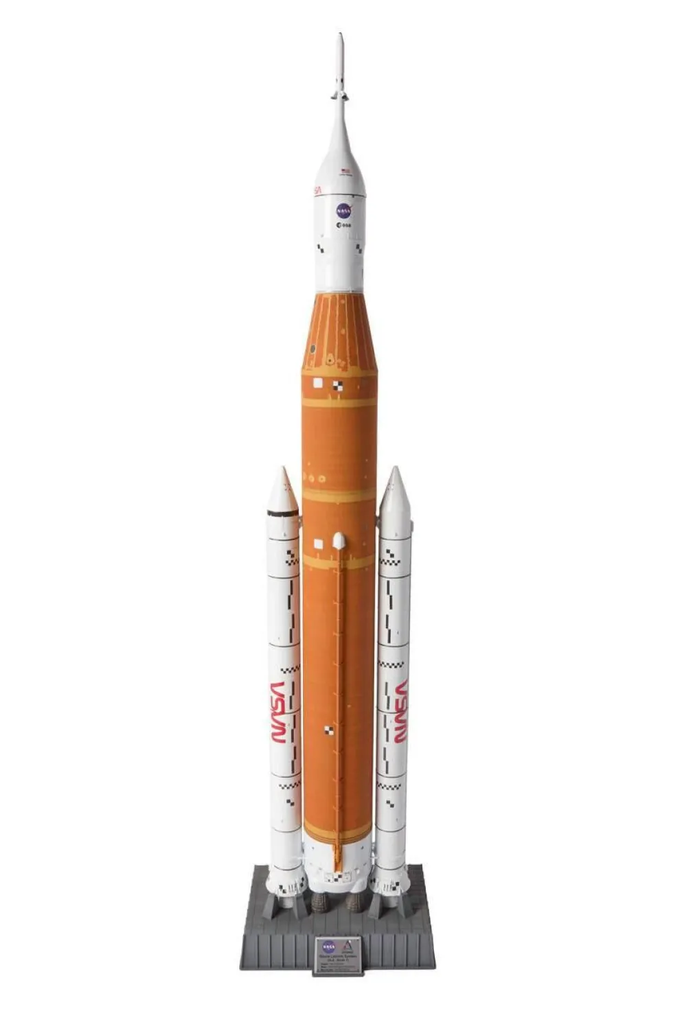 Revell 1/144 Artemis Space Launch System (SLS)