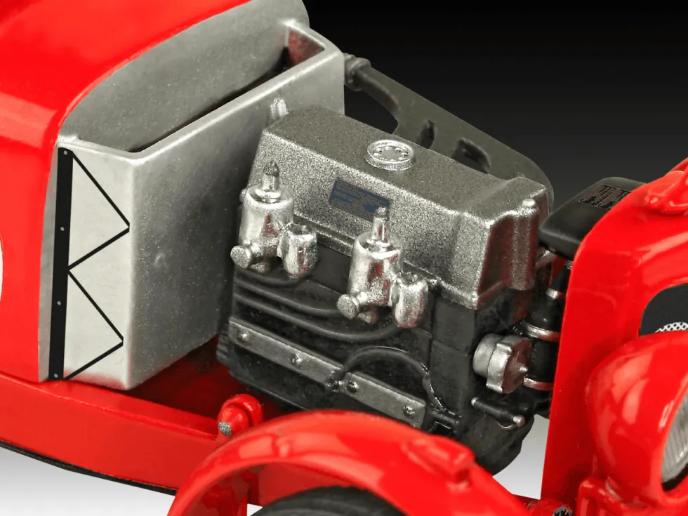 Revell 1/32 Aston Martin Ulster Starter Set (Revell Classics)
