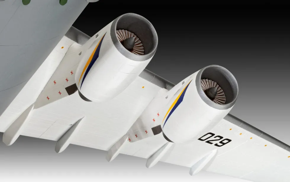 Revell 1/144 Antonov An-124 Ruslan