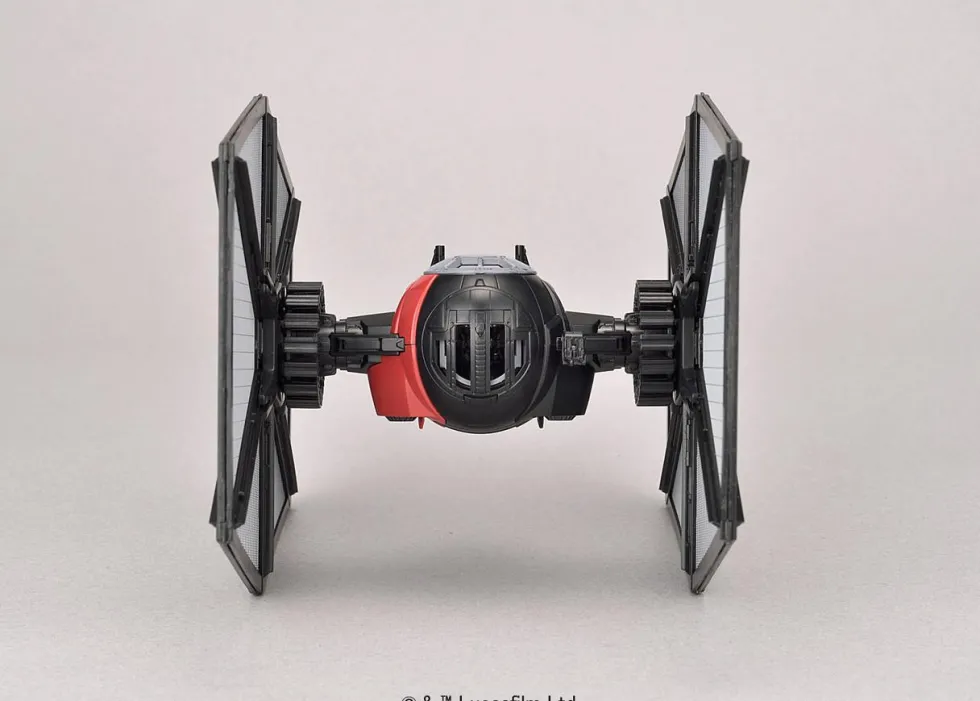 Revell 1/72 Ban-Dai First Order Special Forces TIE Fighter