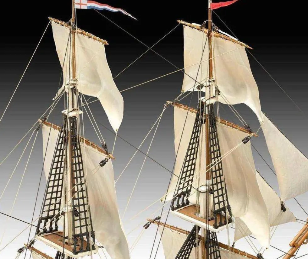 Revell 1/96 HMS Beagle