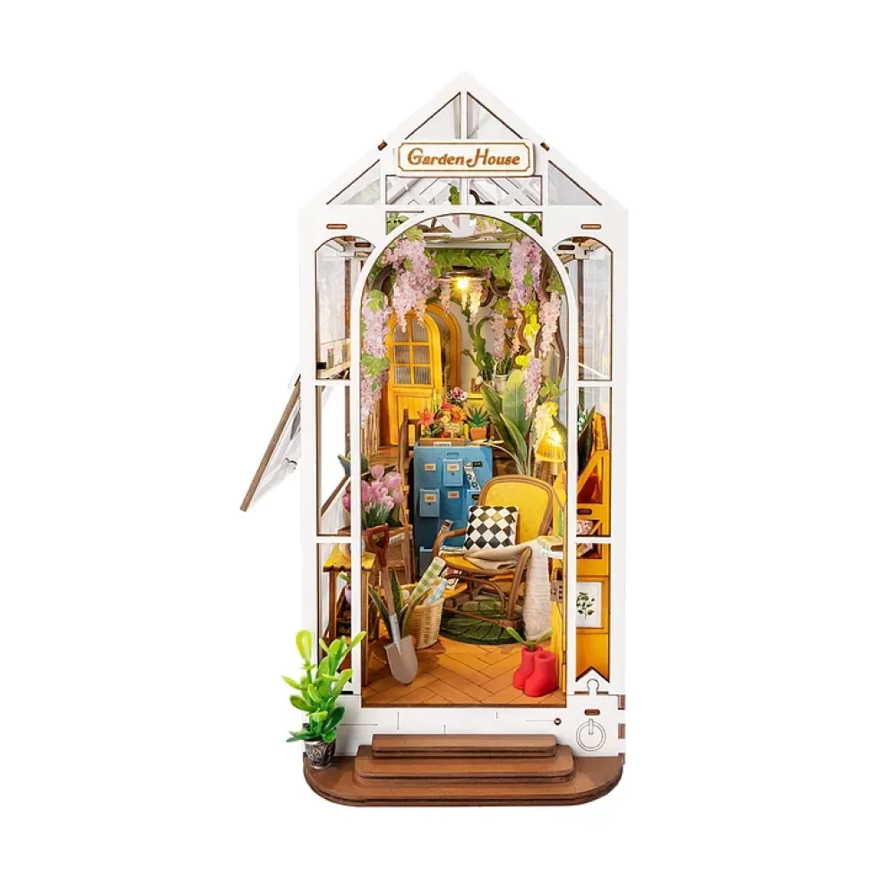 Rolife Holiday Garden House 3D Creative Bookend