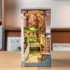 Rolife Sakura Densya 3D Creative Bookend