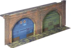 Superquick 1/76 Low Relief Embankment Arches (Red Brick) Card Building Kit