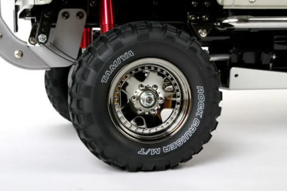 Tamiya RC 1/10 Toyota Hilux High Lift Model Kit