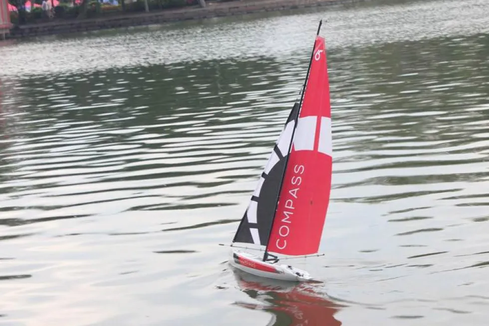 Volantex Compass 650mm RTR Remote Control Sail Boat